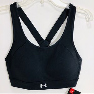 NWT S-M Under Armour Sports Bra Black